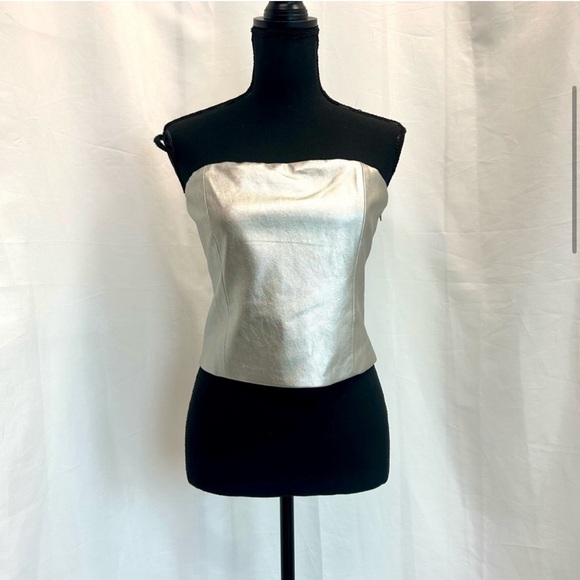 Wayf silver metallic faux leather tube top in size Small - Picture 3 of 7